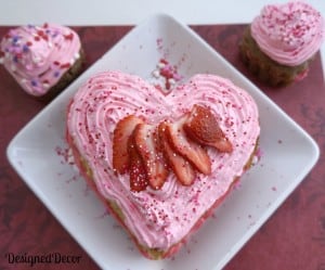 Valentine's Day Heart Cake 0265