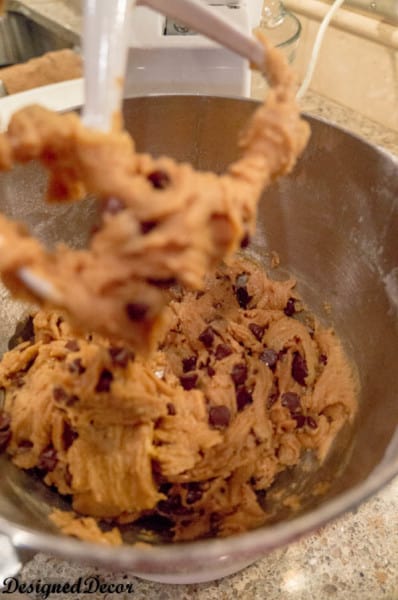 Chewy Chocolate Chip Cookies-4
