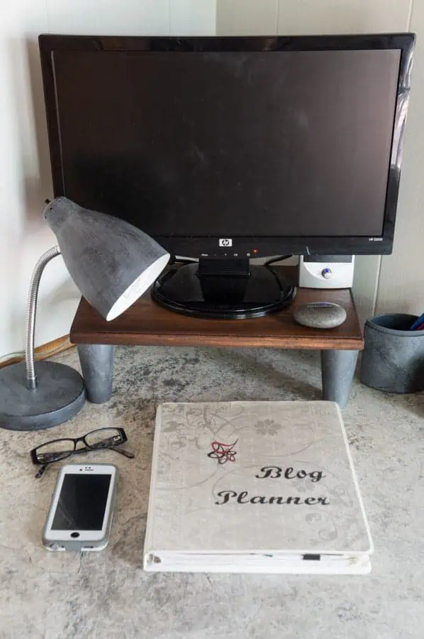 Free- Blog-Planner-Printables-Designed Decor