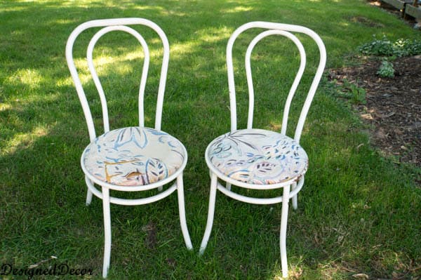 Metal Chairs before spray paint makeover