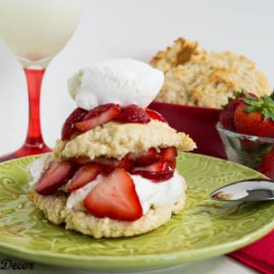 Tantalizing Tuesday – Strawberry Shortcake!