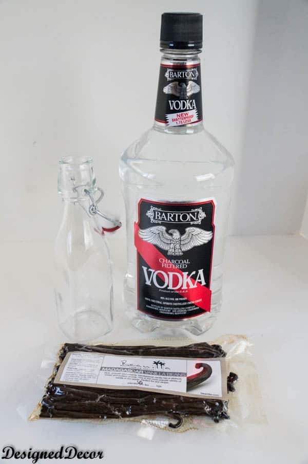 ingredients for homemade vanilla extract