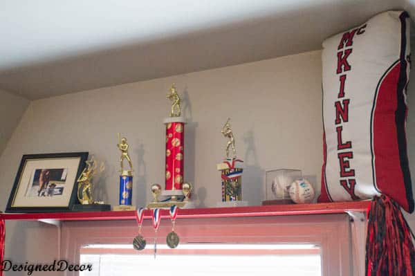 Using memorabilia  to decorate 