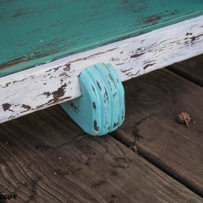 Painting Vintage Shelf and Cabinet with Country Chic Paint!