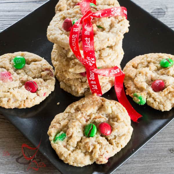 Holiday Oatmeal Cookies-Holiday Cookie Round-up