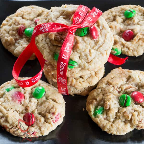Holiday Oatmeal Cookies-