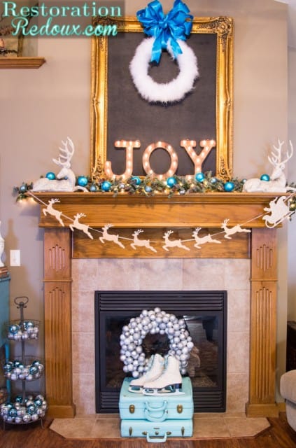 Restoration-Redouxs-Christmas-Mantel-423x640