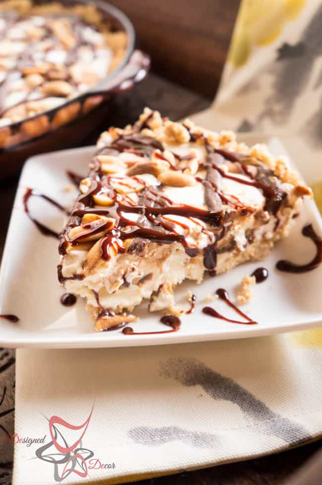 Peanut Butter Chocolate Frozen Pie