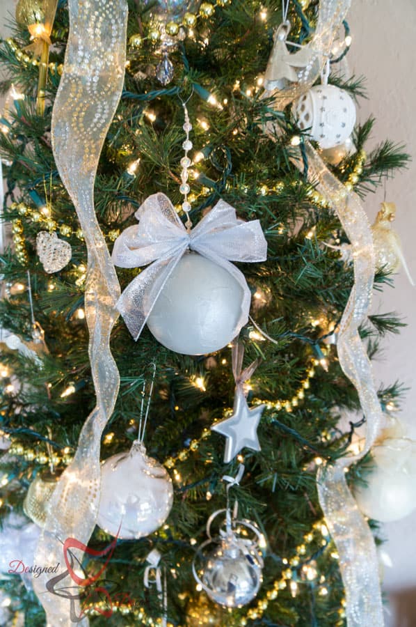 Christmas Tree Decorations- DIY Christmas Ornaments- Christmas Decorating on a Budget- (6 of 10)