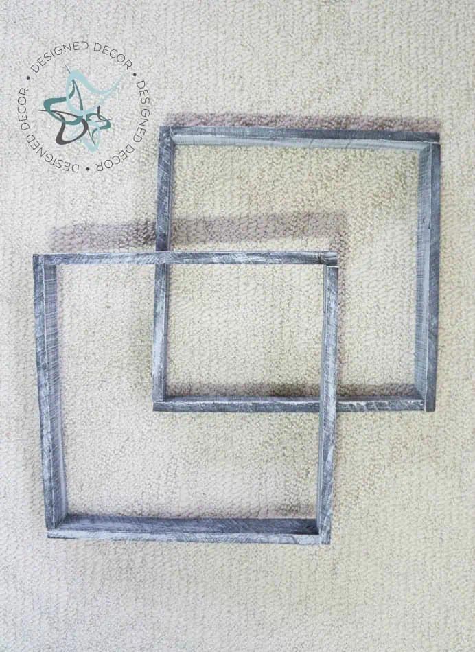 repurposed pallet light- Frame support Pallet Hanging Light-Light Frame- Photo 5