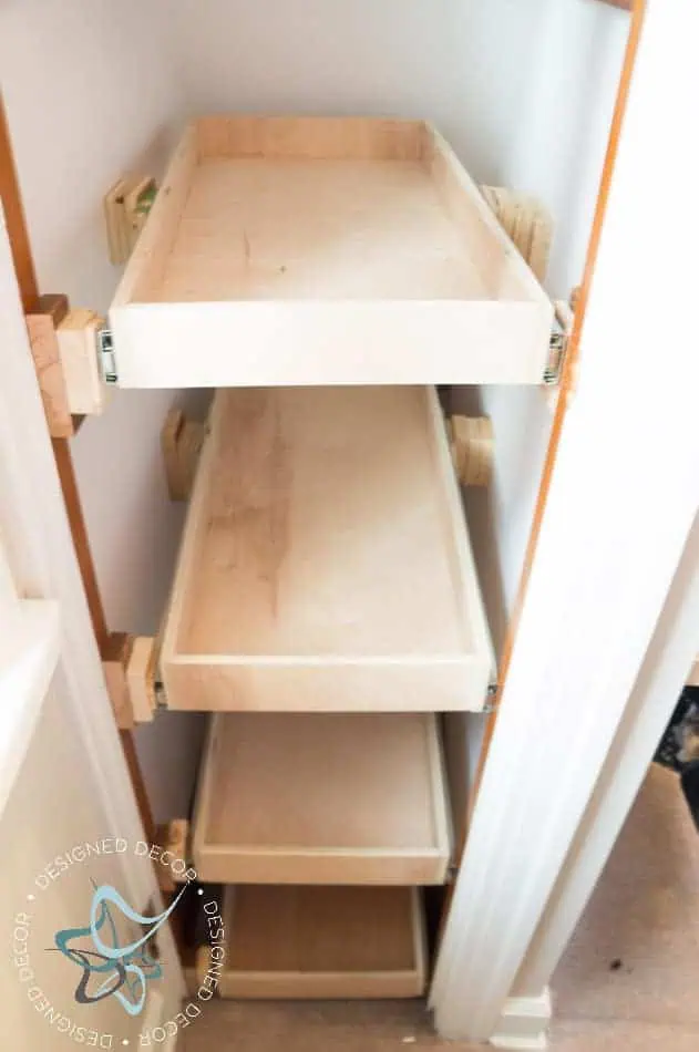 building pullout shelves- shoe closet- diy projects Shoe Closet- Building Pull Out Shelves-8