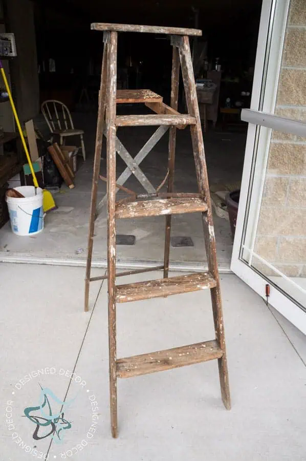 repurposed wood ladder wire-basket-ladder-repurposed-leaning-home-decor-storage-12