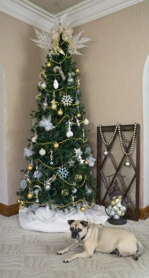 christmas-2016-home-tour-designed-decor-Silver and Gold decor christmas-2016-home-tour-designed-decor-12