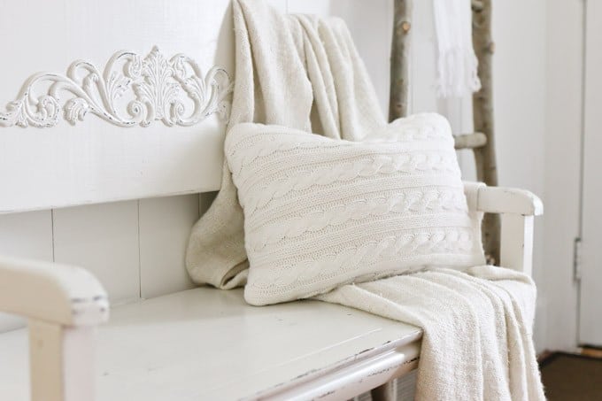 winter-entry-way-sweater-pillow-tidbits