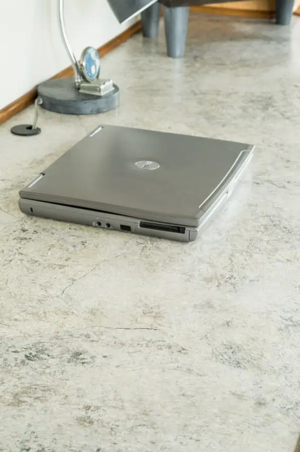 countertop makeover- office makeover- Rescue and Restore Countertops