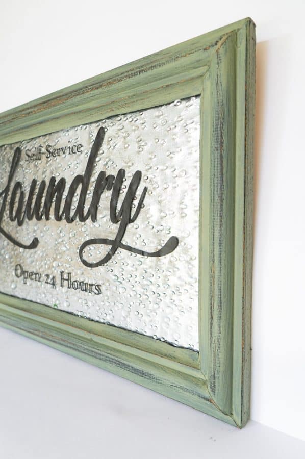 Finishing Touches to the Laundry Room a Fun DIY Laundry Room Sign ...