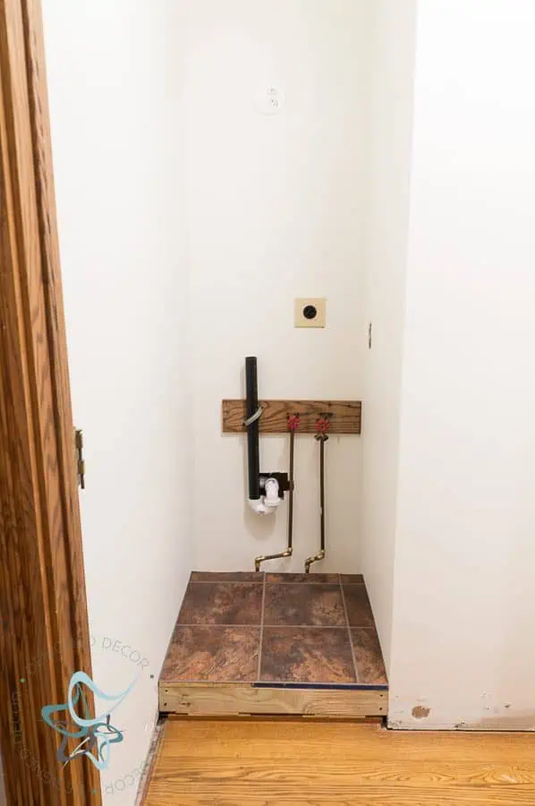 stacked washer-dryer-platform