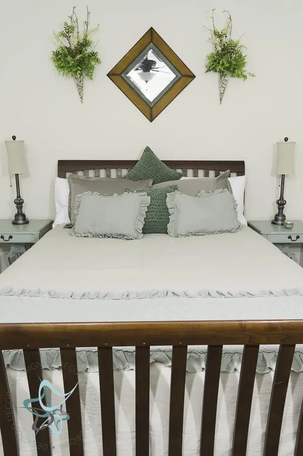 Duvet covers and bed linens to make a comfortable guest bedroom
