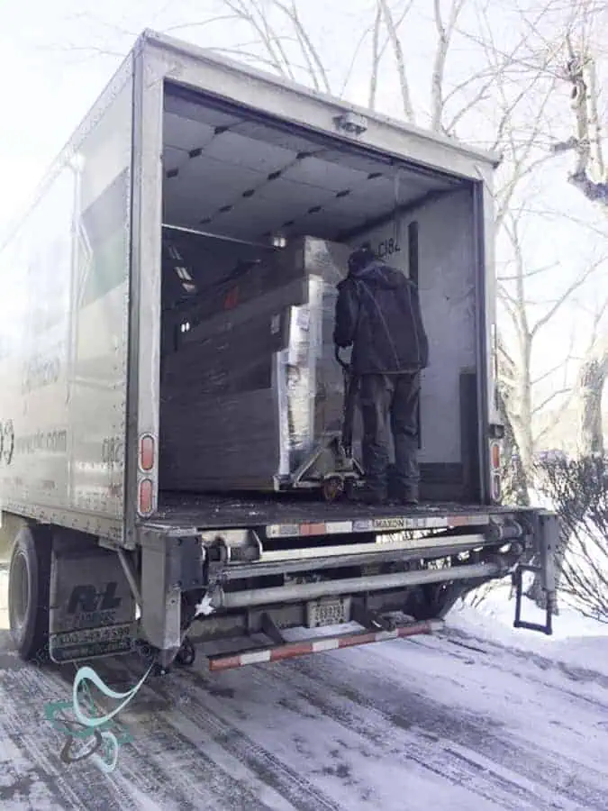 kitchen cabinet delivery