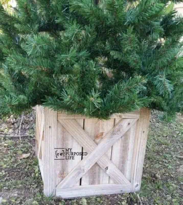 how-to-Christmas-Tree-Box-MyRepurposedLife.com_ how-to-Christmas-Tree-Box-MyRepurposedLife.com_