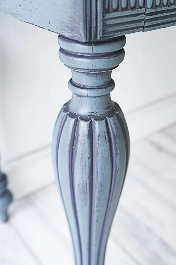 Powder Glazing-online furniture painting workshop- Designed Decor Desk leg with powder glazing