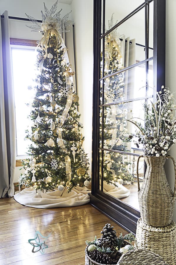 Christmas-tree-decorated-with-white-lights-gold-silver-ornaments