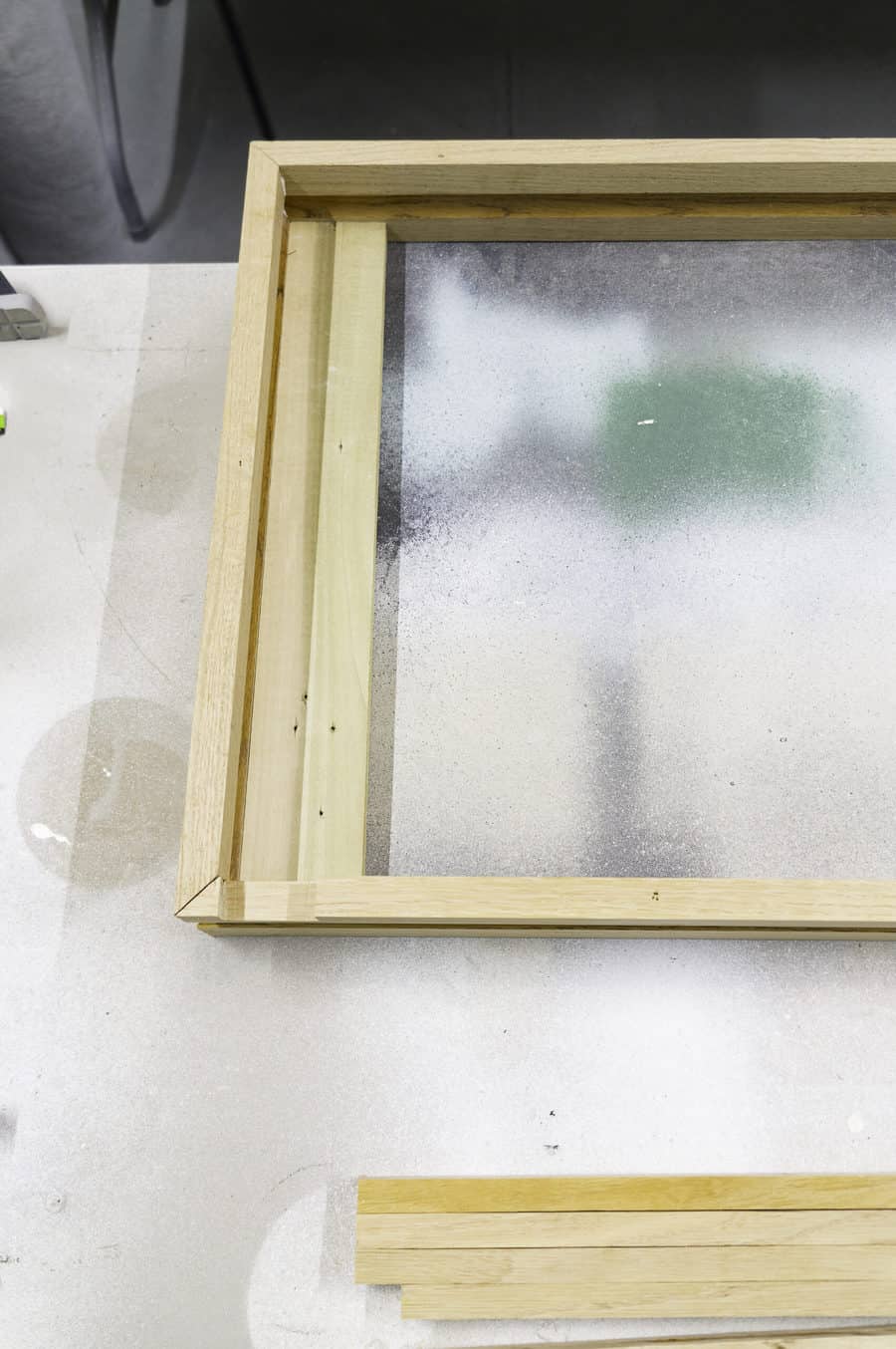 How to build a sliding mirror jewelry Designed Decor