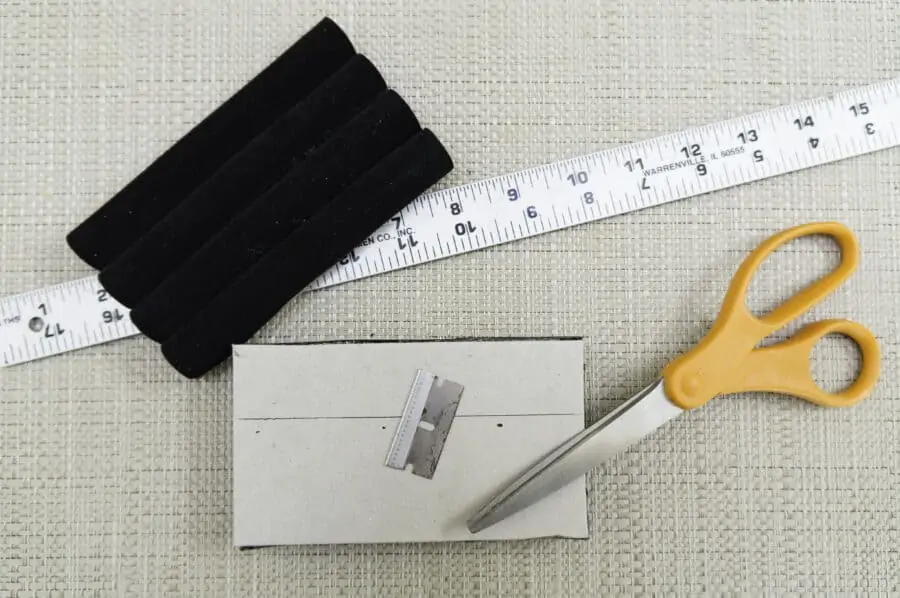 black velvet foam ring holder