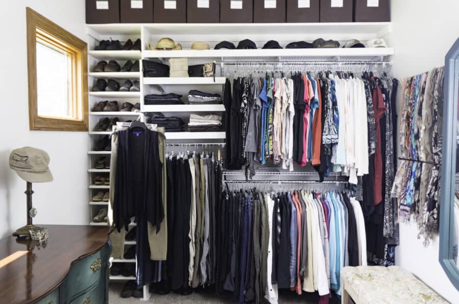 https://designeddecor.com/wp-content/uploads/2021/10/master-closet-makeover-17-of-43-900x598.jpg