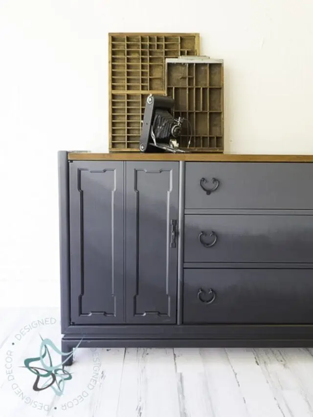Learn the art of Paint Blending Paint Technique on Furniture