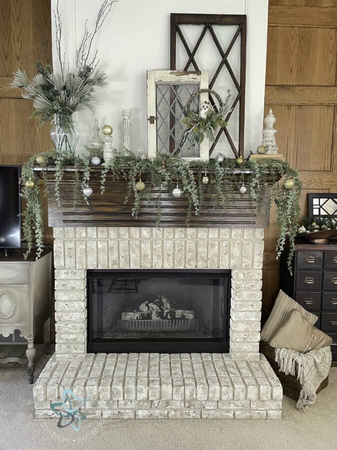 Christmas mantle