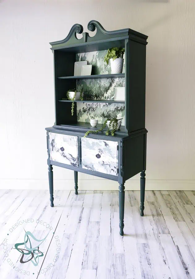 Paint Pour Paint Technique - Image 9