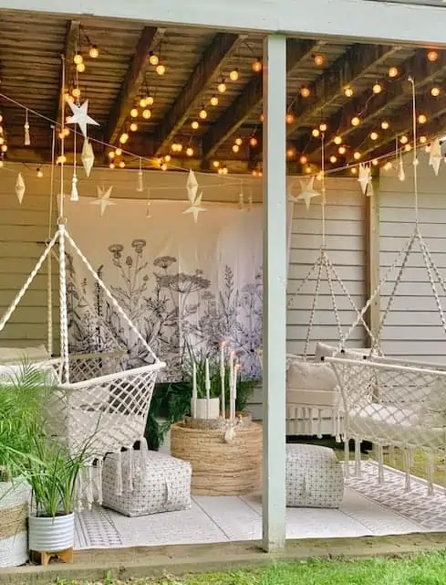 hanging macramé swing chairs
