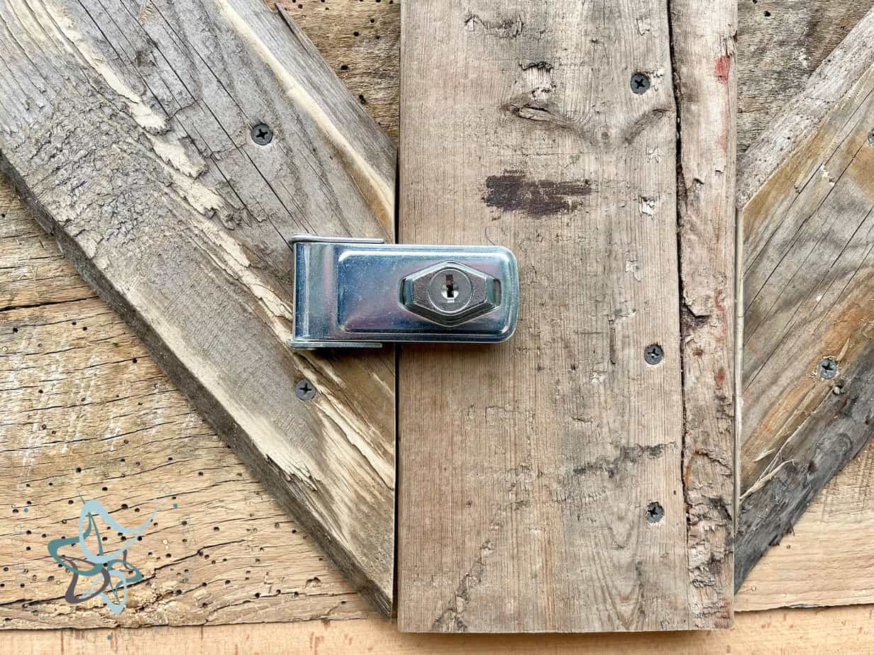 How to build an easy DIY weatherproof outdoor TV Designed Decor