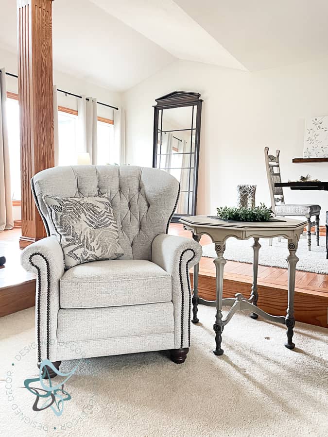 Tufted accent chair with painted side table