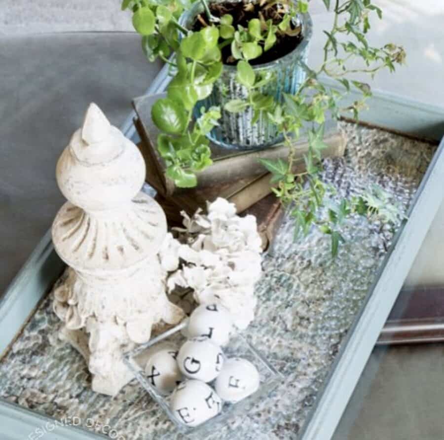serving tray with decorative accessories