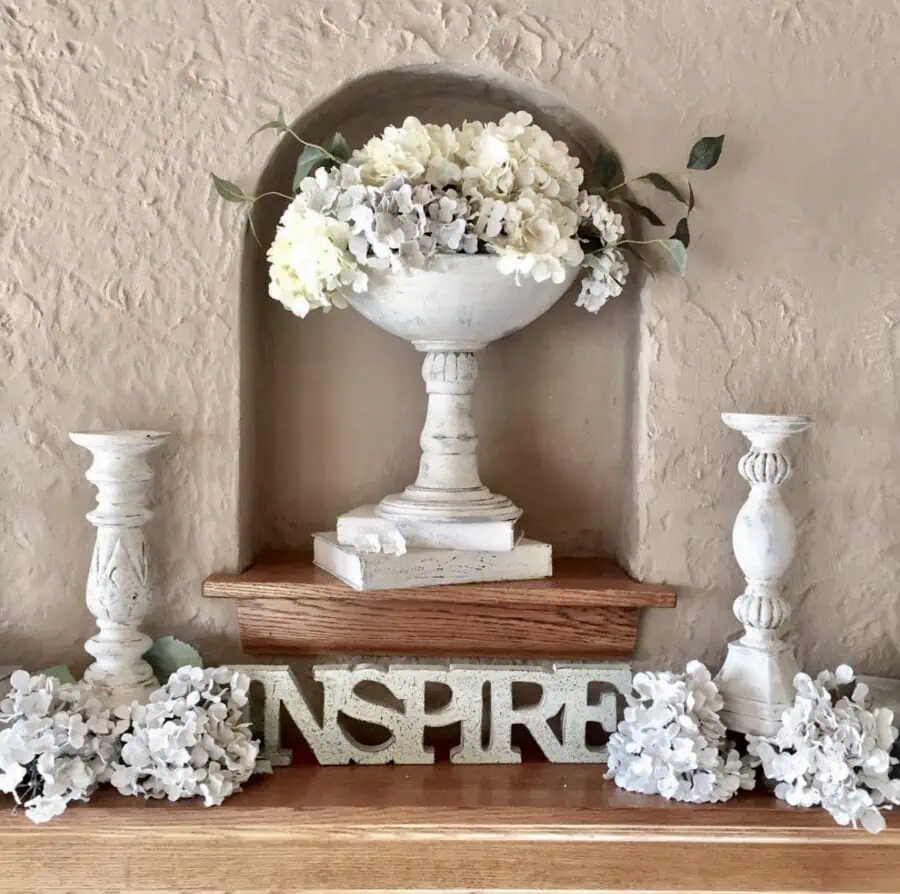 mantle with a plaster arch