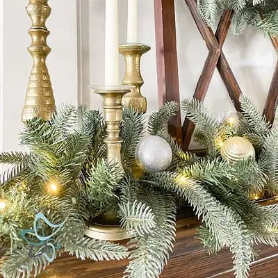 How to Easily Decorate with Christmas Garland
